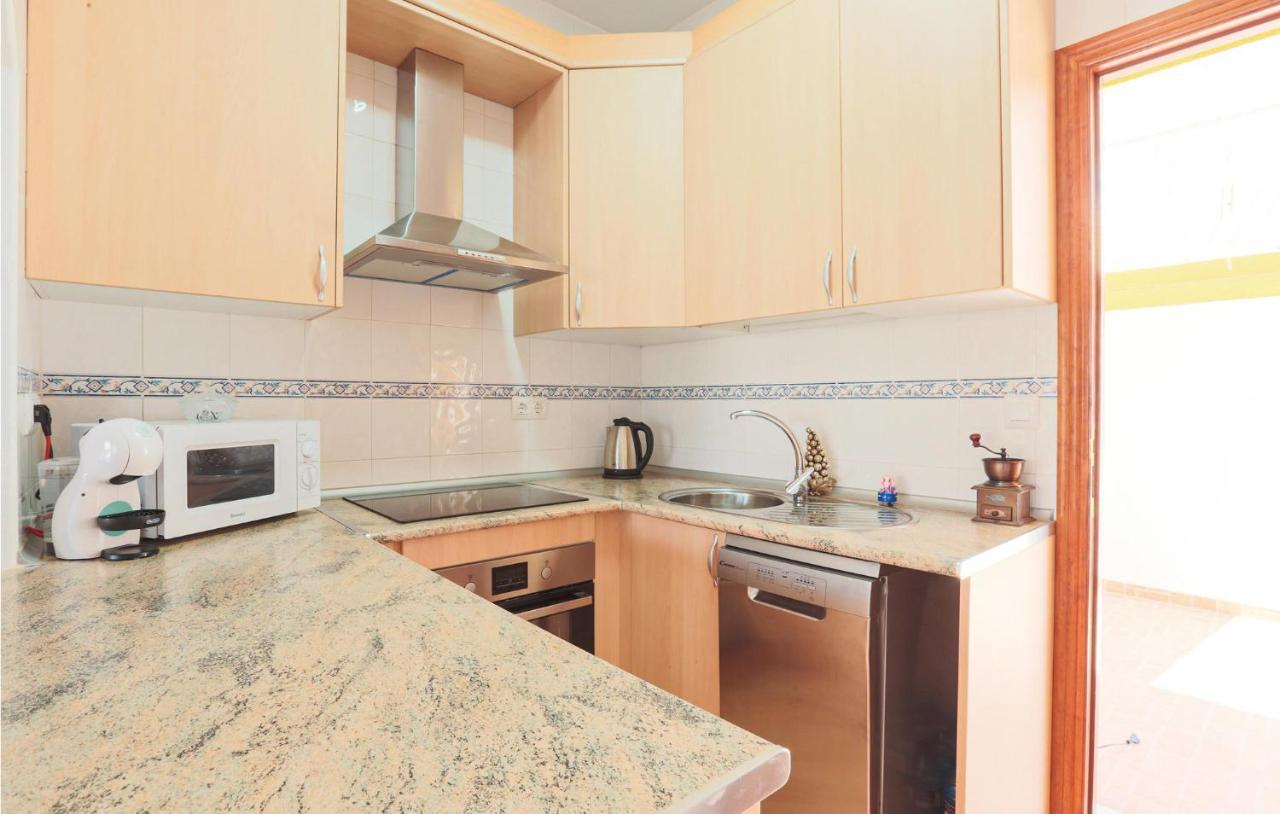 2 Bedroom Lovely Home In 马萨龙 外观 照片