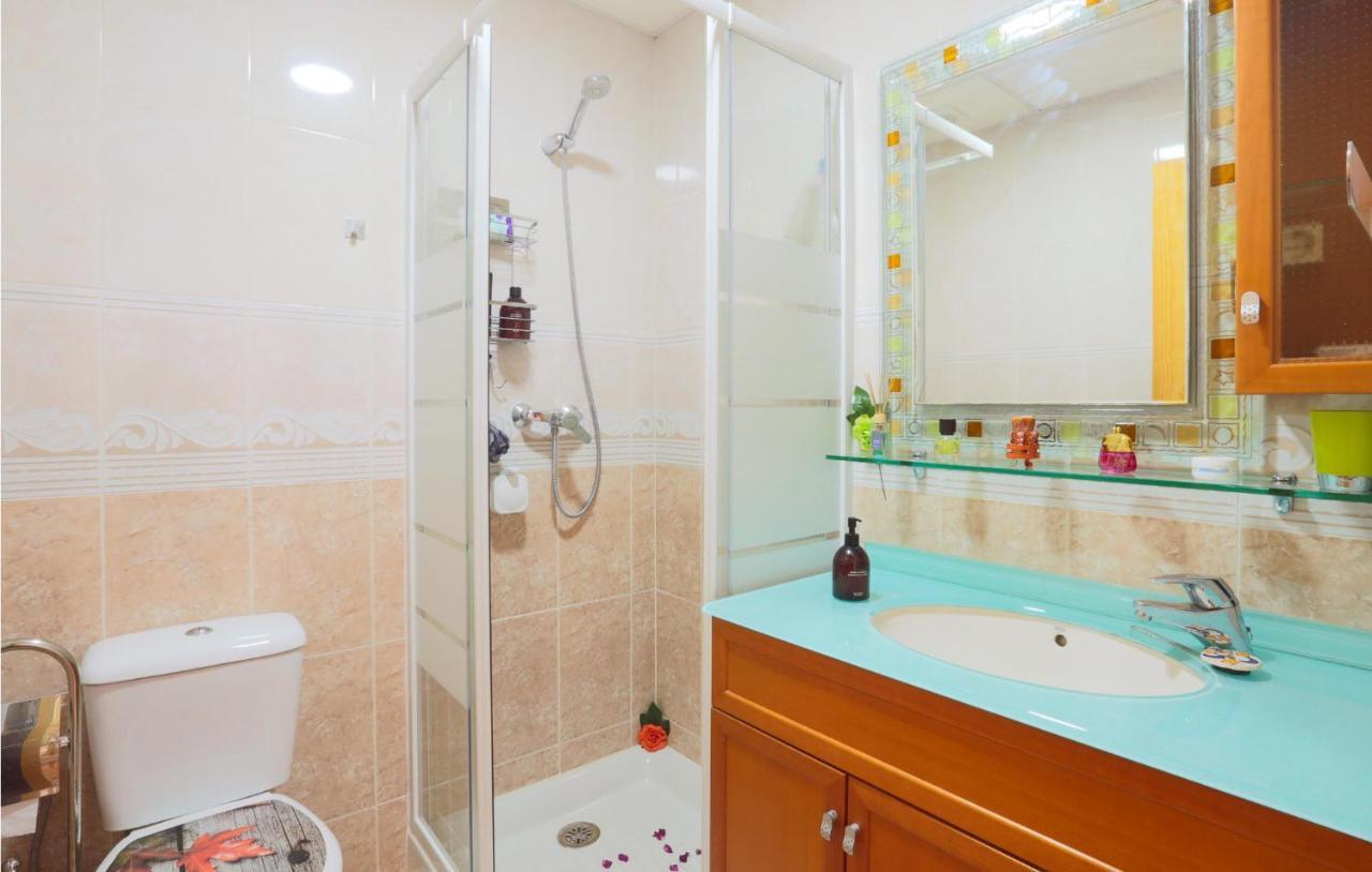2 Bedroom Lovely Home In 马萨龙 外观 照片