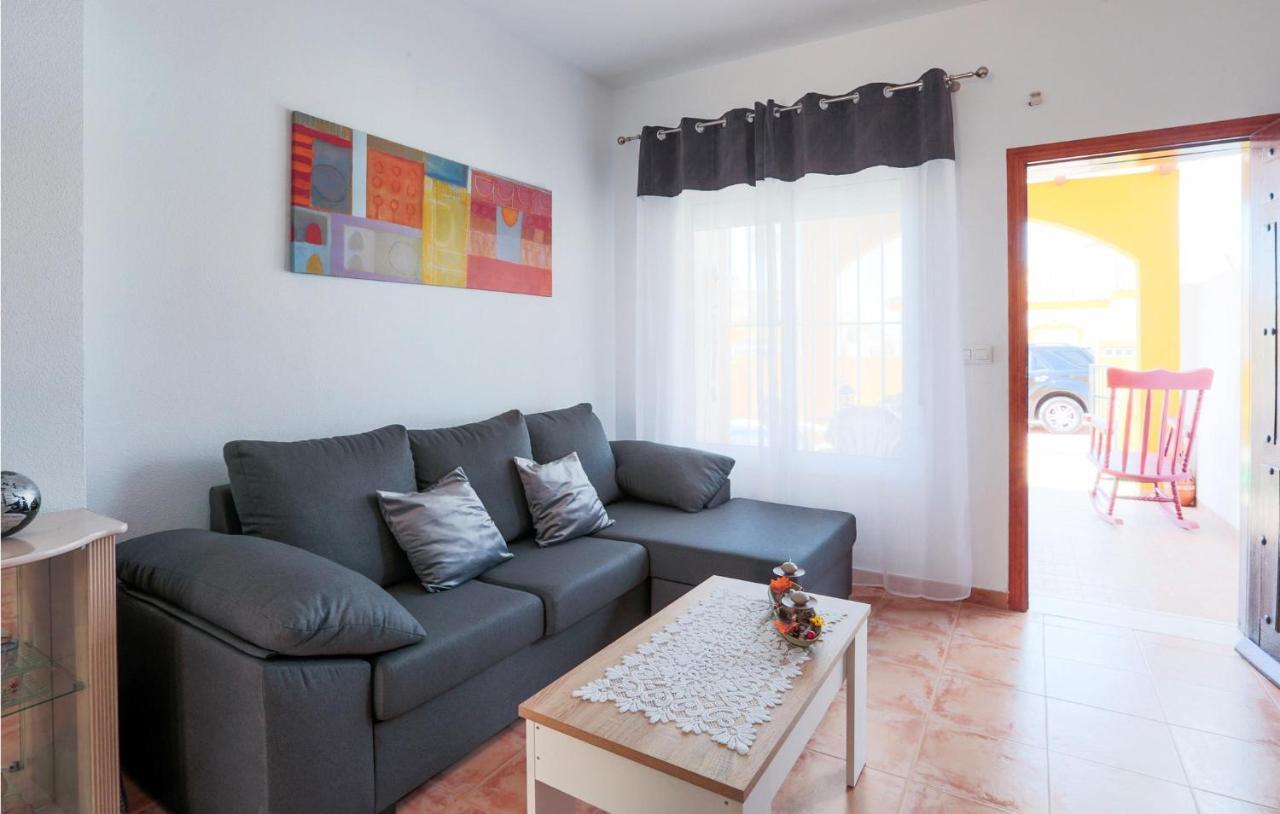 2 Bedroom Lovely Home In 马萨龙 外观 照片
